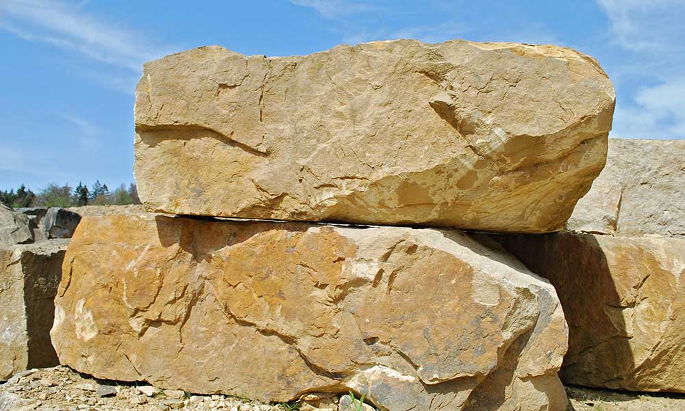 Sandstein für einen Steingarten